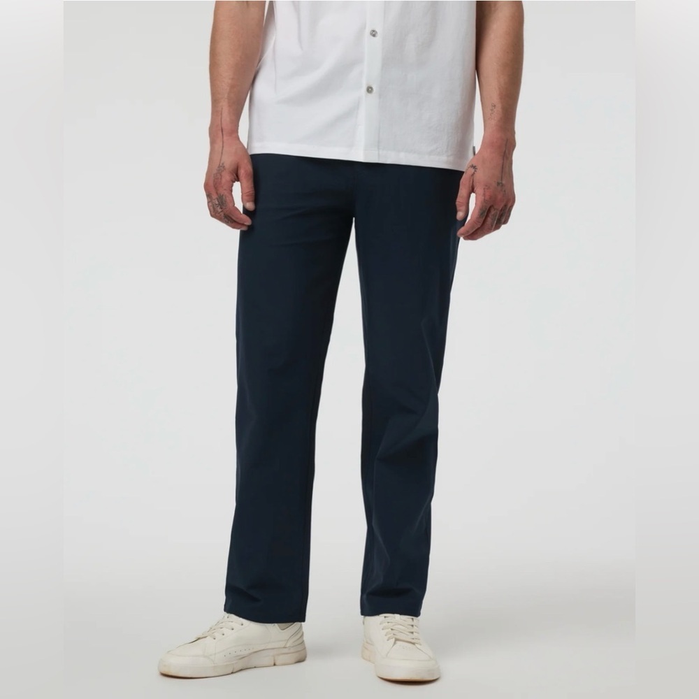 Vuori Meta Pant Relaxed Fit 5 Pocket Navy Classic Travel Trousers Pants Sz 38
